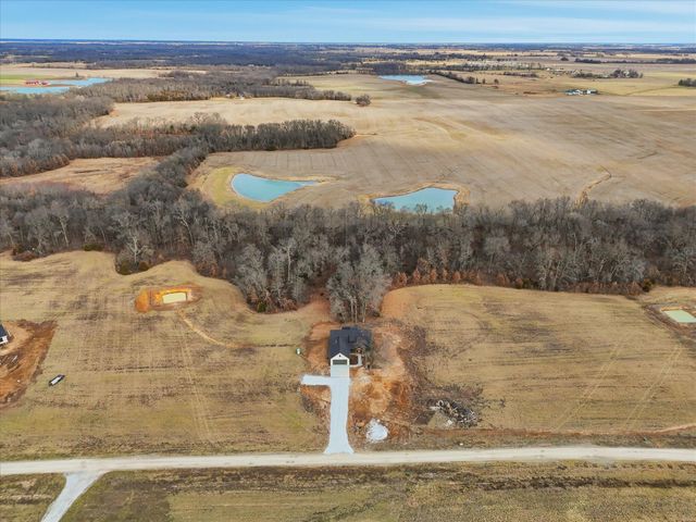 14118 N HAYDENS POINTE, Hallsville, MO 65255