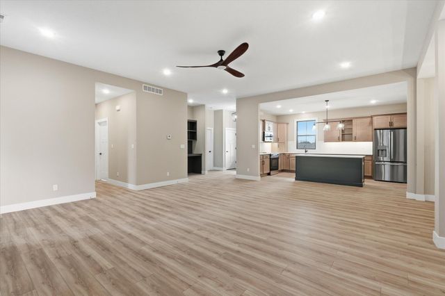 14118 N HAYDENS POINTE, Hallsville, MO 65255