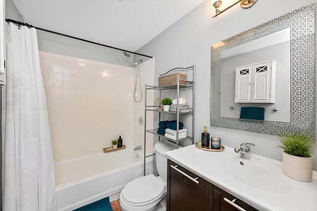 881 Harrison Ave 1, Boston, MA 02118