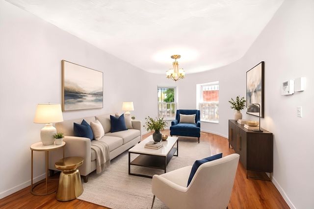 881 Harrison Ave 1, Boston, MA 02118