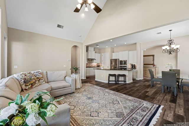 105 Gaucho, Boerne, TX 78006