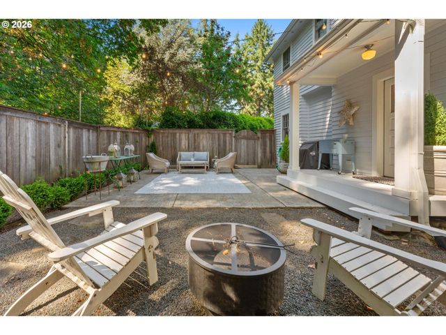 2798 Sw OLD ORCHARD Rd, Portland, OR 97201
