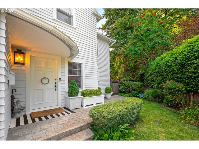 2798 Sw OLD ORCHARD Rd, Portland, OR 97201