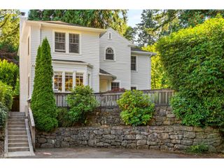 2798 Sw OLD ORCHARD Rd, Portland, OR 97201
