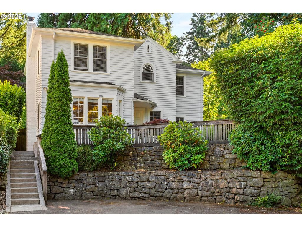 2798 Sw OLD ORCHARD Rd, Portland, OR 97201