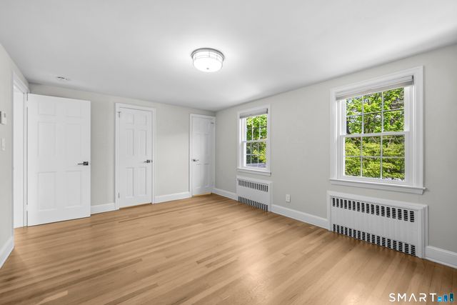 69 Linbrook Road, West Hartford, CT 06107