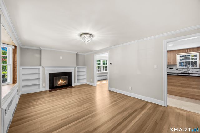 69 Linbrook Road, West Hartford, CT 06107