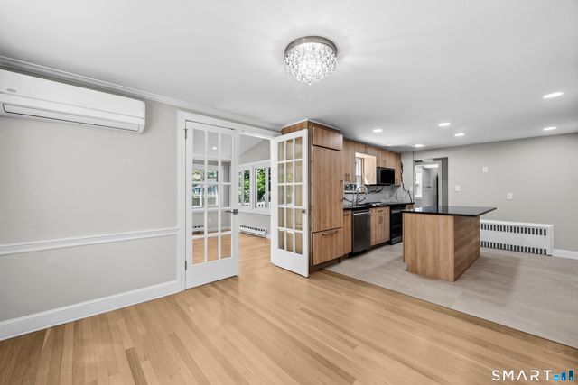 69 Linbrook Road, West Hartford, CT 06107