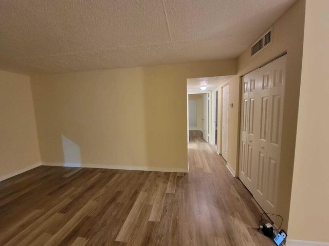 1500 N Congress Avenue A23, West Palm Beach, FL 33401