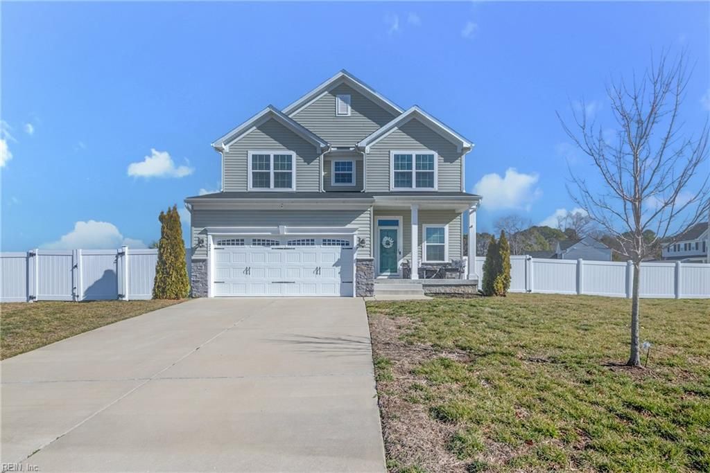 22 Mimi CIR, Newport News, VA 23602