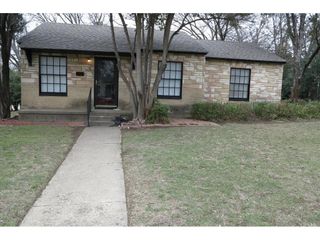 7428 Gaston Avenue, Fort Worth, TX 76116
