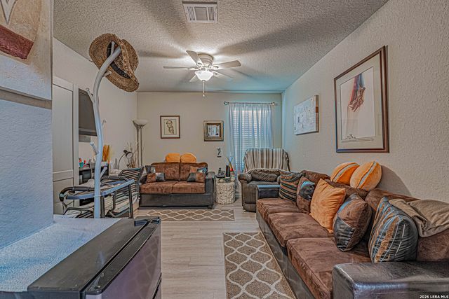 13024 Thyme, St Hedwig, TX 78152