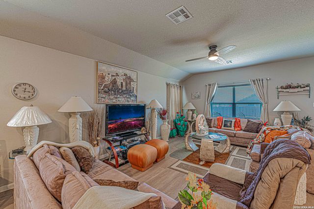 13024 Thyme, St Hedwig, TX 78152