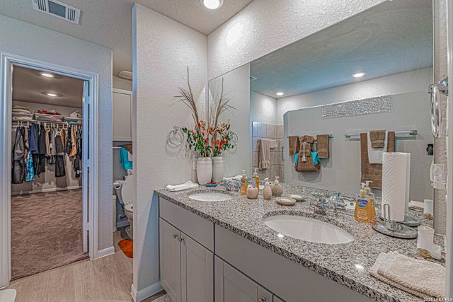 13024 Thyme, St Hedwig, TX 78152