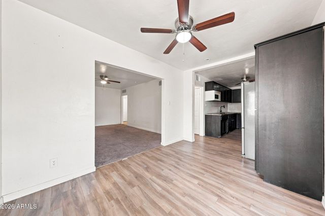 304 W MCNEIL Street, Phoenix, AZ 85041