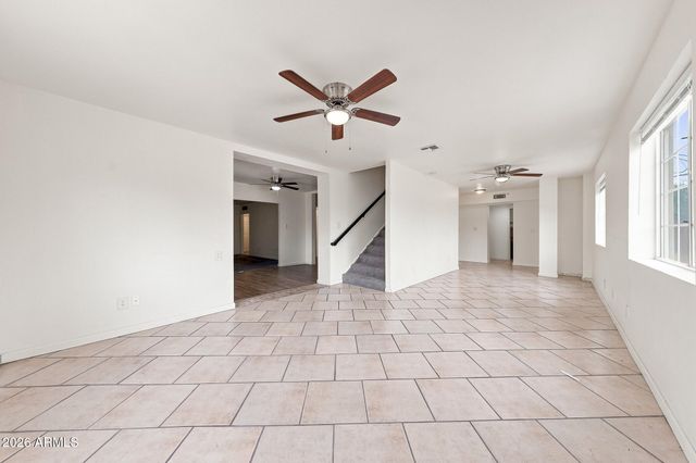 304 W MCNEIL Street, Phoenix, AZ 85041