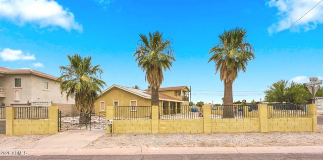 304 W MCNEIL Street, Phoenix, AZ 85041