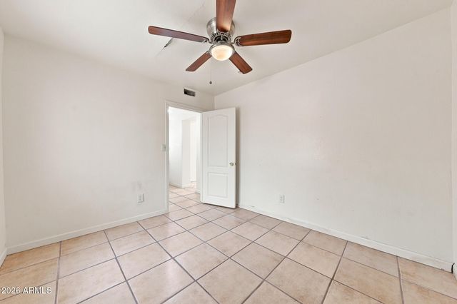 304 W MCNEIL Street, Phoenix, AZ 85041
