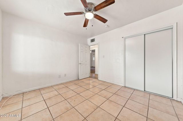 304 W MCNEIL Street, Phoenix, AZ 85041