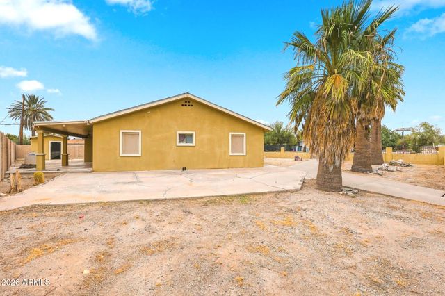 304 W MCNEIL Street, Phoenix, AZ 85041