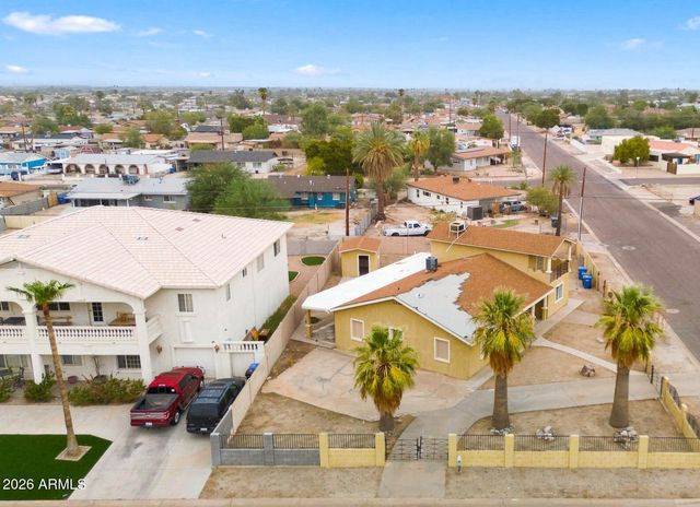 304 W MCNEIL Street, Phoenix, AZ 85041