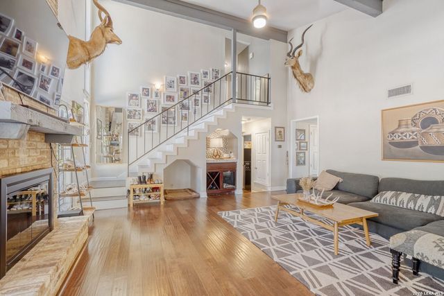 13922 Sugarberry Woods Street, San Antonio, TX 78249