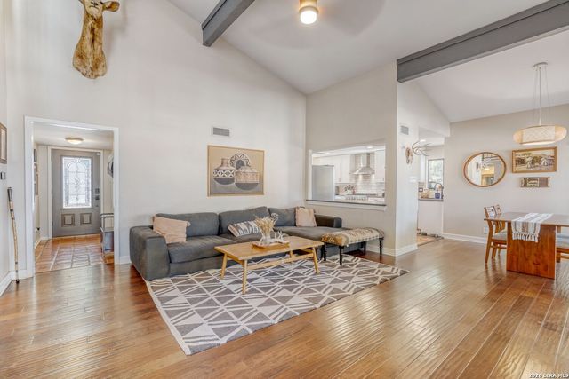 13922 Sugarberry Woods Street, San Antonio, TX 78249