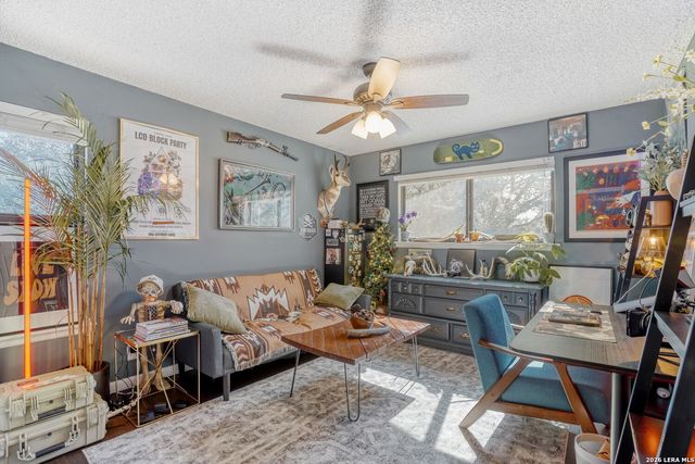 13922 Sugarberry Woods Street, San Antonio, TX 78249