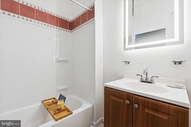 2335 W CUMBERLAND ST, Philadelphia, PA 19132