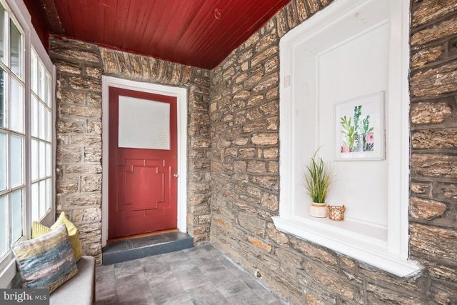 17 W PHIL ELLENA ST, Philadelphia, PA 19119