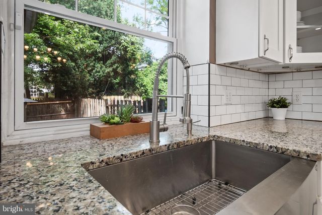 17 W PHIL ELLENA ST, Philadelphia, PA 19119