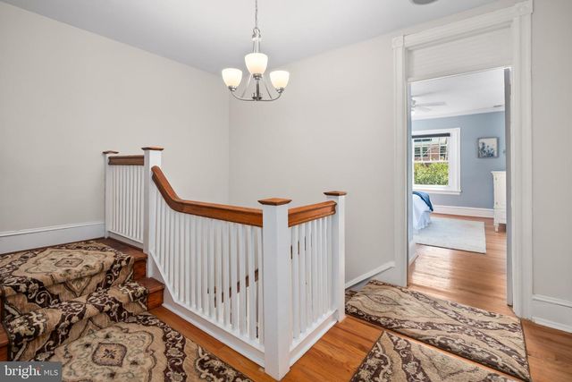 17 W PHIL ELLENA ST, Philadelphia, PA 19119
