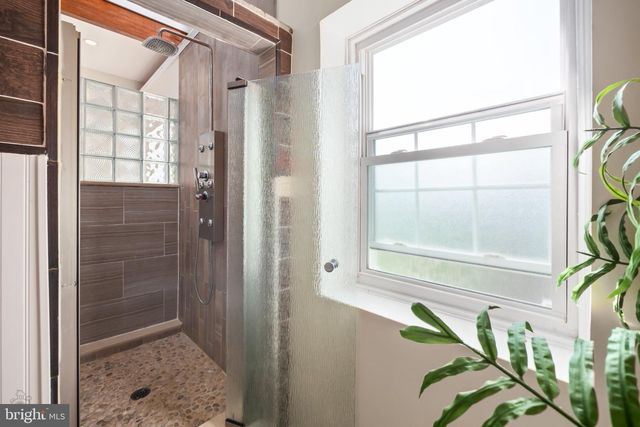17 W PHIL ELLENA ST, Philadelphia, PA 19119