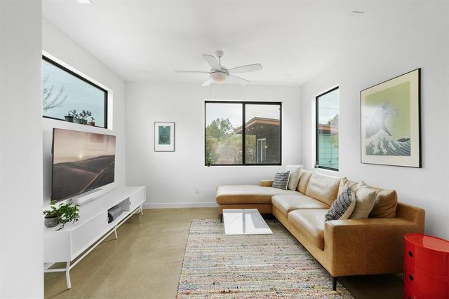 5725 Toscana Ave, Austin, TX 78724
