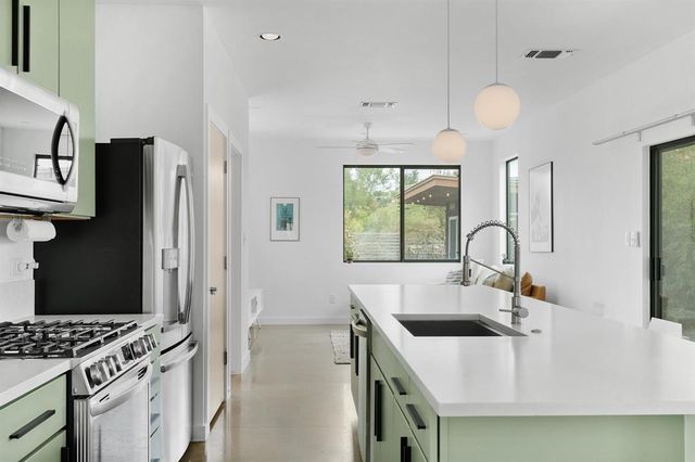 5725 Toscana Ave, Austin, TX 78724