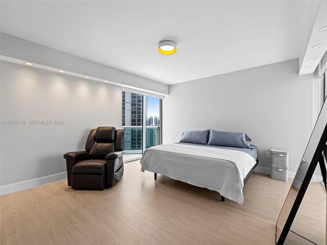 19400 Turnberry Way 1911, Aventura, FL 33180