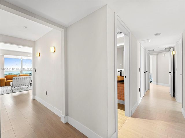 19400 Turnberry Way 1911, Aventura, FL 33180