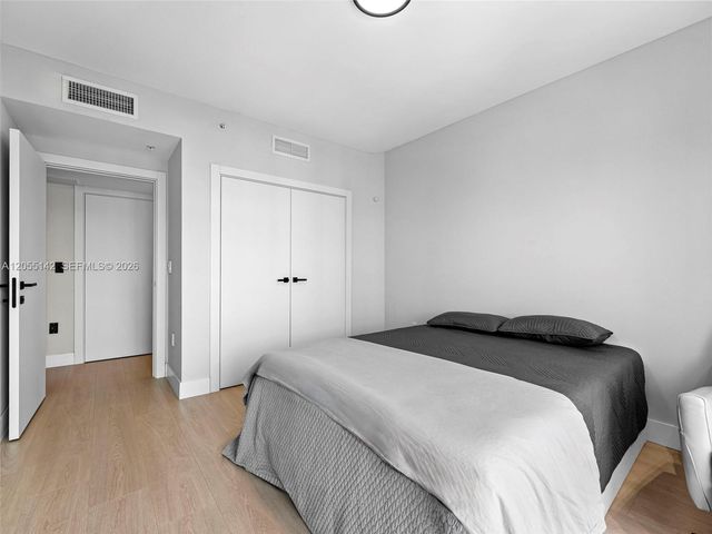 19400 Turnberry Way 1911, Aventura, FL 33180