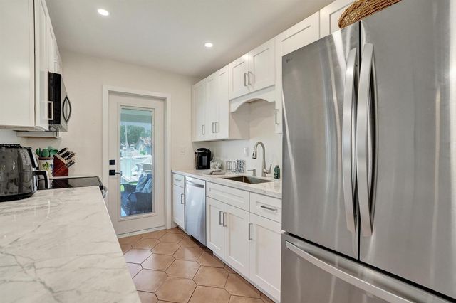 2866 NE 30th Street 4, Fort Lauderdale, FL 33306