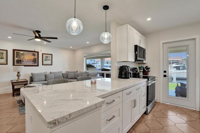 2866 NE 30th Street 4, Fort Lauderdale, FL 33306
