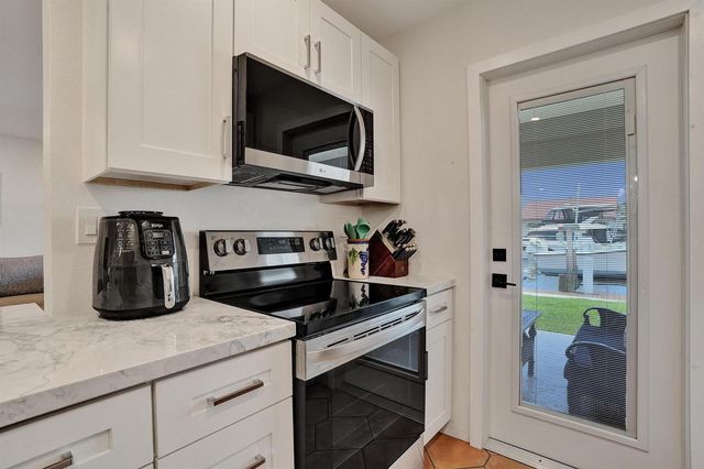 2866 NE 30th Street 4, Fort Lauderdale, FL 33306