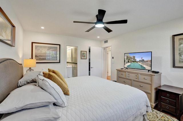 2866 NE 30th Street 4, Fort Lauderdale, FL 33306