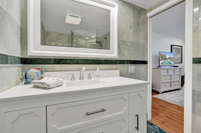 2866 NE 30th Street 4, Fort Lauderdale, FL 33306