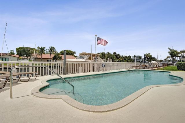 2866 NE 30th Street 4, Fort Lauderdale, FL 33306