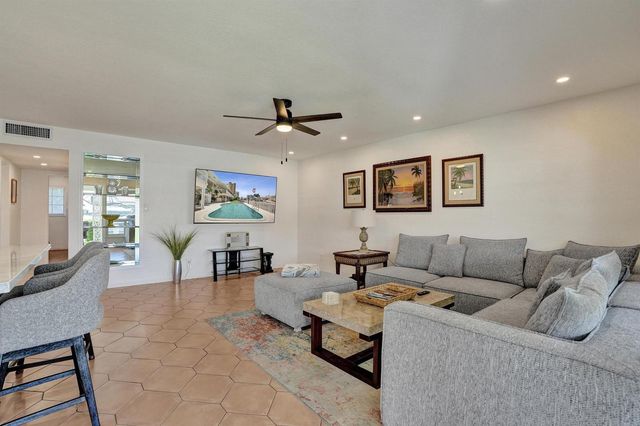 2866 NE 30th Street 4, Fort Lauderdale, FL 33306