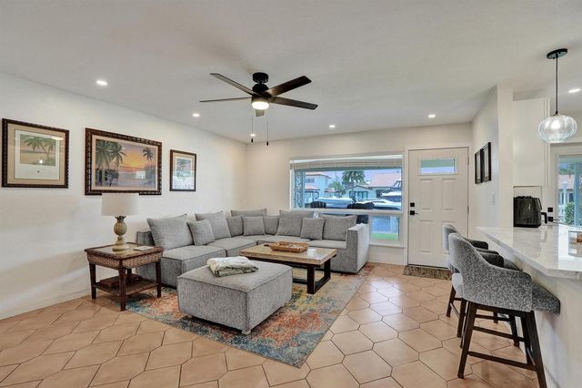 2866 NE 30th Street 4, Fort Lauderdale, FL 33306