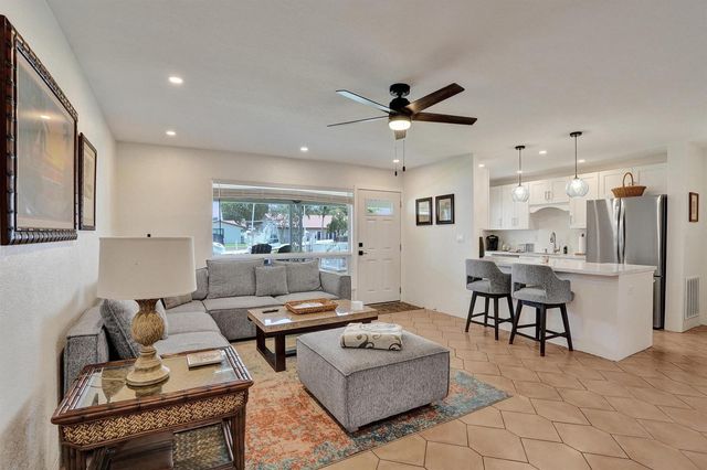 2866 NE 30th Street 4, Fort Lauderdale, FL 33306