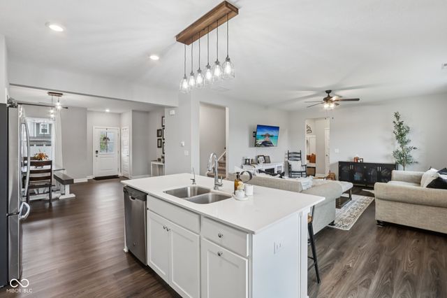 9770 Sonnette Circle, Fishers, IN 46040