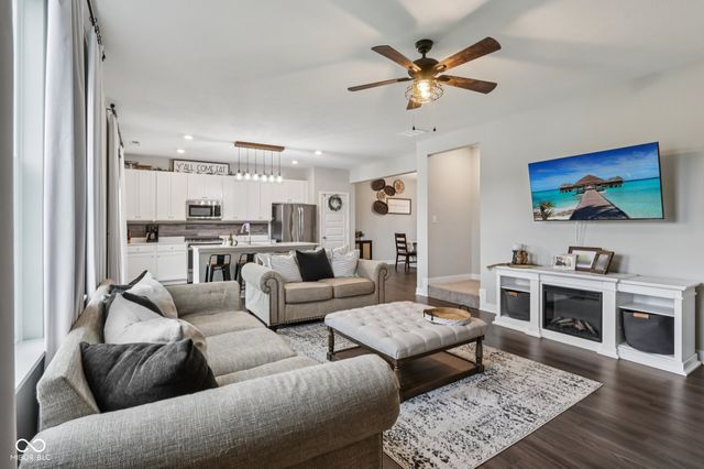 9770 Sonnette Circle, Fishers, IN 46040