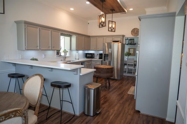 77 Panorama Drive, Conroe, TX 77304